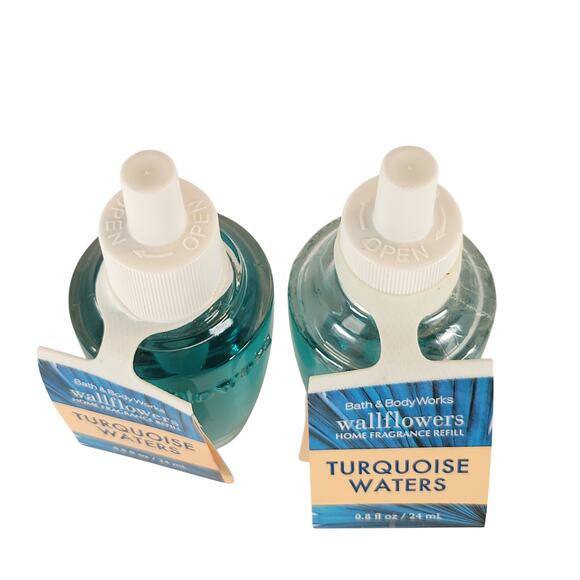 Bath & Body Works Wallflowers Refills Turquoise Waters Scent 0.8oz Lot of 2 - Picture 5 of 7